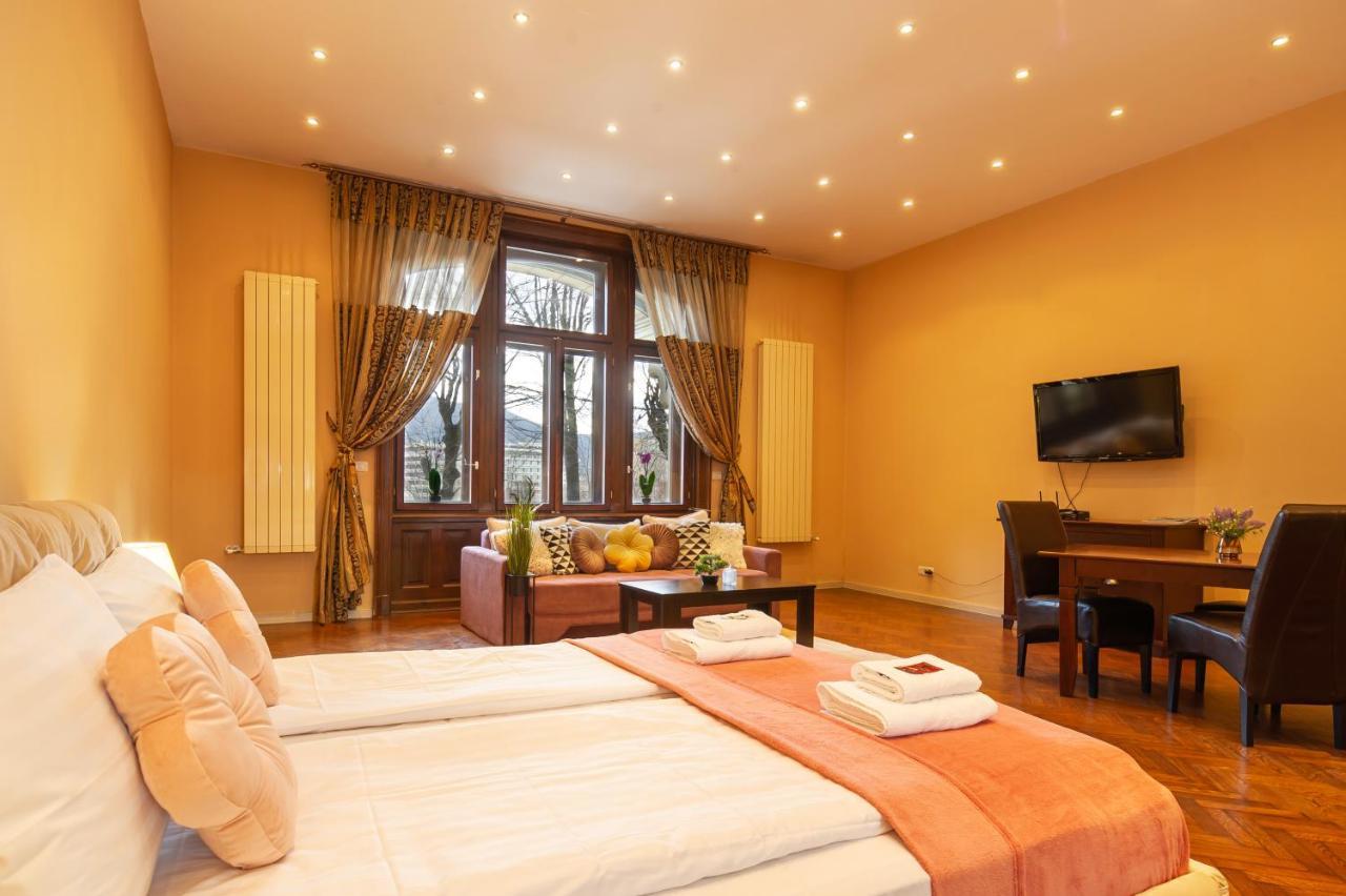 בראשוב Central Park Residence מראה חיצוני תמונה